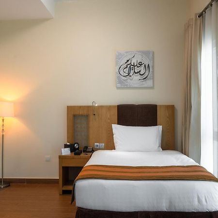 Tamani Marina Hotel & Apartments Ντουμπάι Εξωτερικό φωτογραφία A single room at the hotel