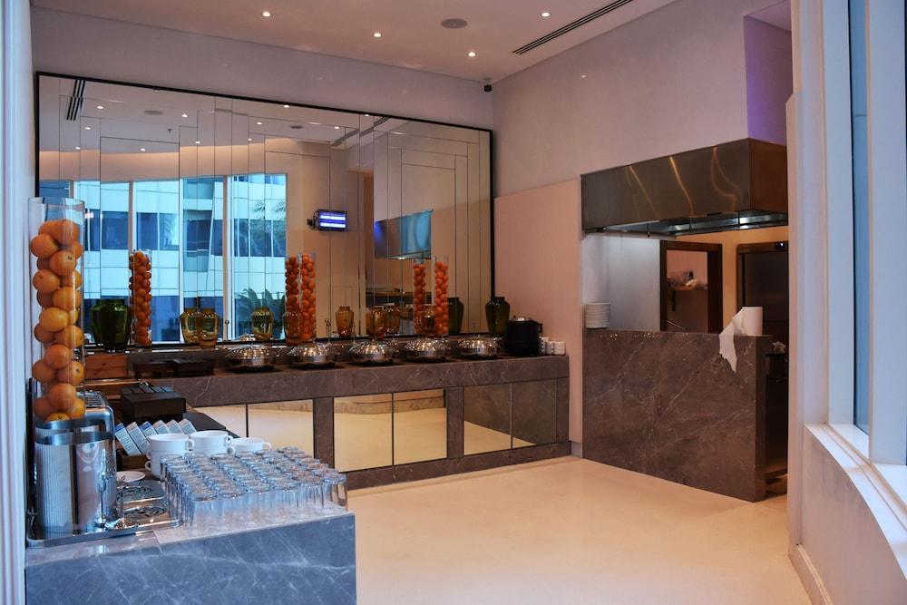 Tamani Marina Hotel & Apartments Ντουμπάι Εξωτερικό φωτογραφία The kitchen at the restaurant