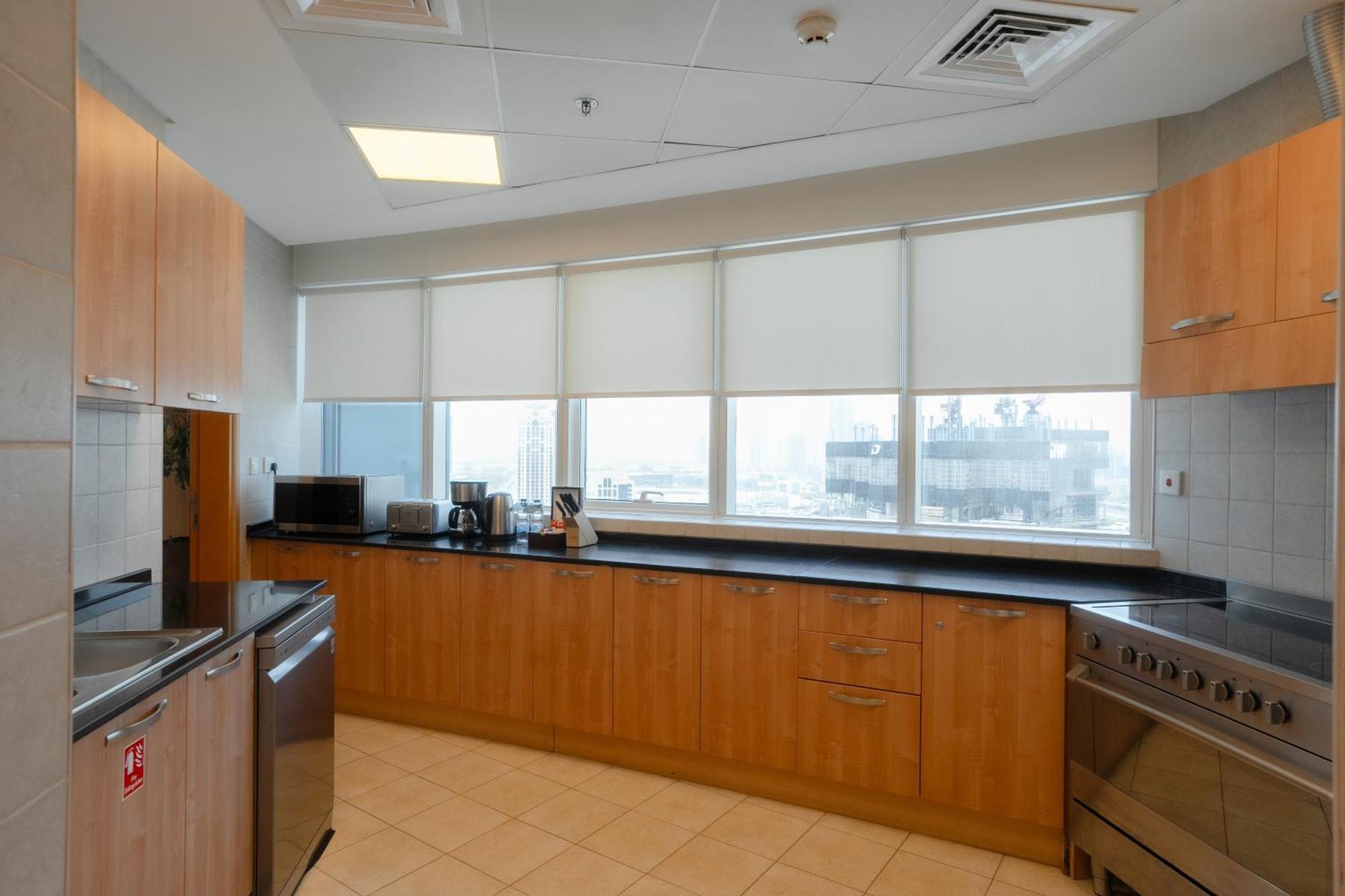Tamani Marina Hotel & Apartments Ντουμπάι Εξωτερικό φωτογραφία A roller blind